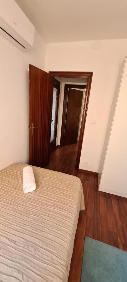Habitaciones Camp Nou Apartment L'Hospitalet de Llobregat Exterior photo